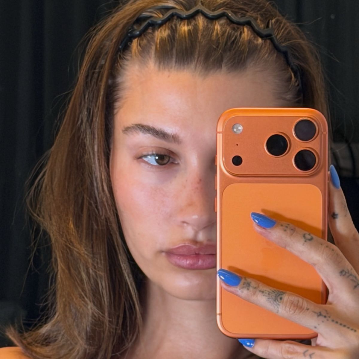 Featured image Hailey Bieber cosigned my favorite summer OPI nail color