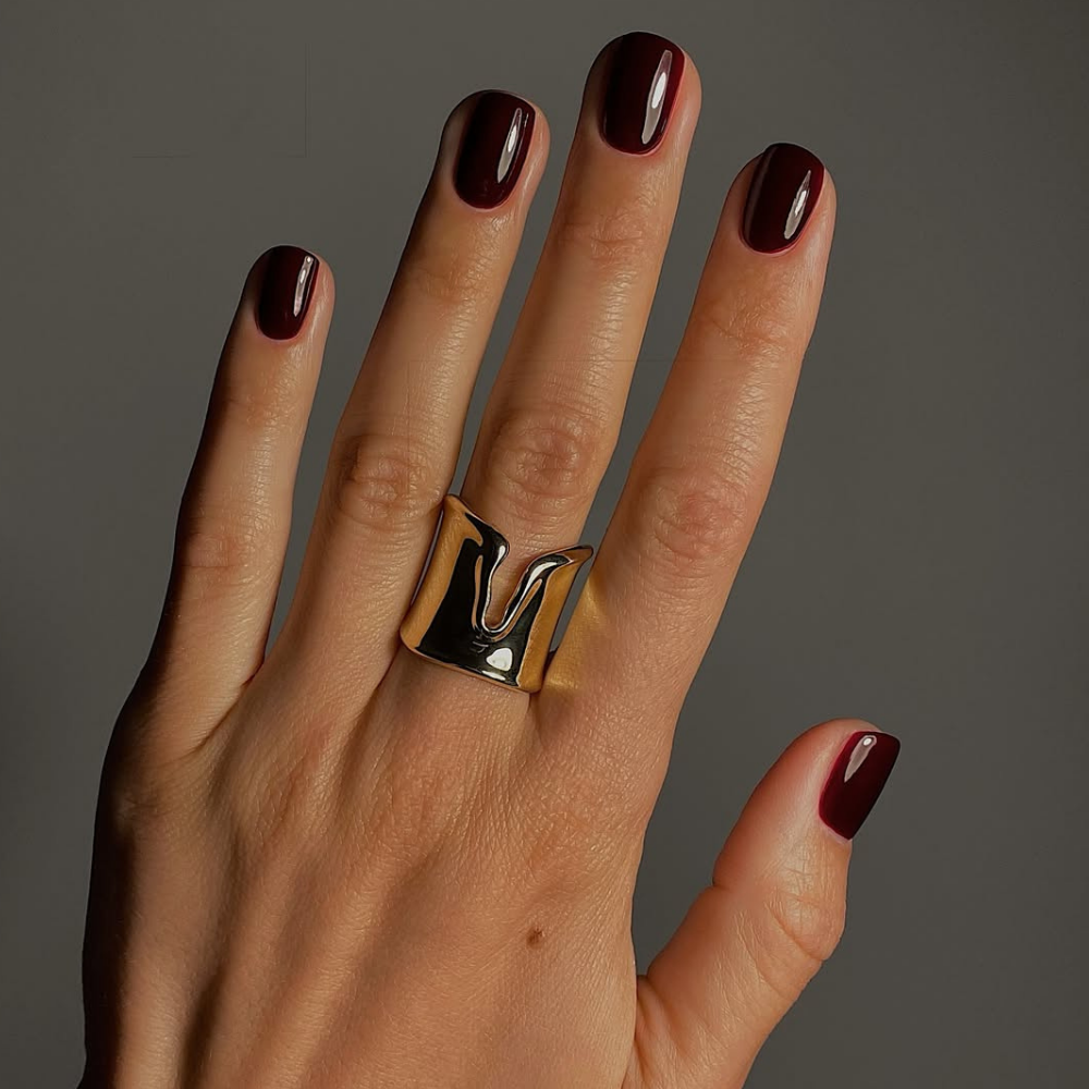 Featured image Manicurists reveal the chicest fall nail colors