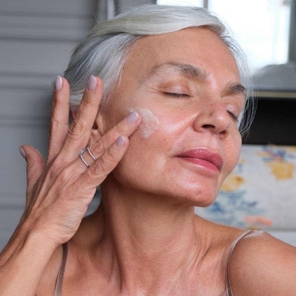 Featured image MUAs Secret Products for Mature Skin Sworn By Professionals